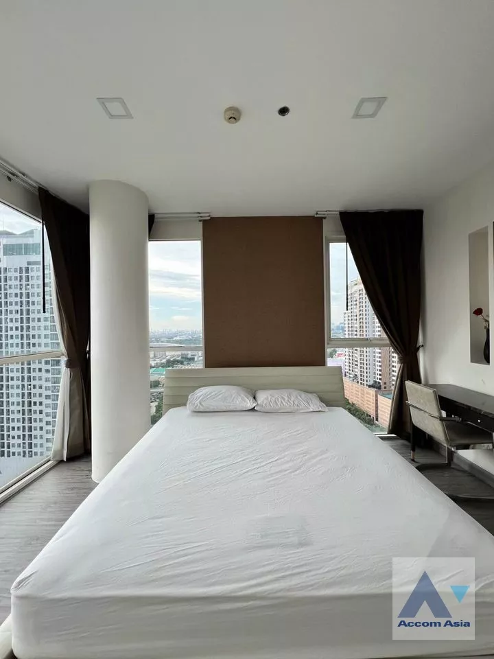 11  2 br Condominium For Rent in Phaholyothin ,Bangkok BTS Saphan-Kwai at IDEO Mix Phaholyothin AA36948