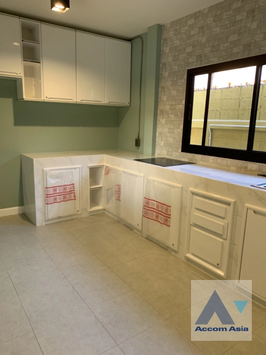  1  4 br House for rent and sale in Sukhumvit ,Bangkok BTS Punnawithi AA36952