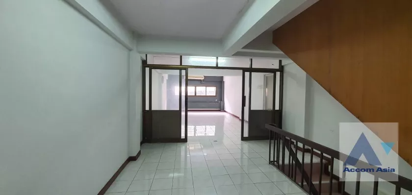 Home Office, Office |  3 Bedrooms  Townhouse For Rent & Sale in Bangna, Bangkok  near BTS Udomsuk (AA36959)