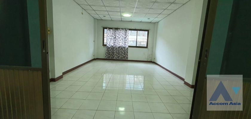 7  3 br Townhouse for rent and sale in Bang Na ,Bangkok BTS Udomsuk AA36959