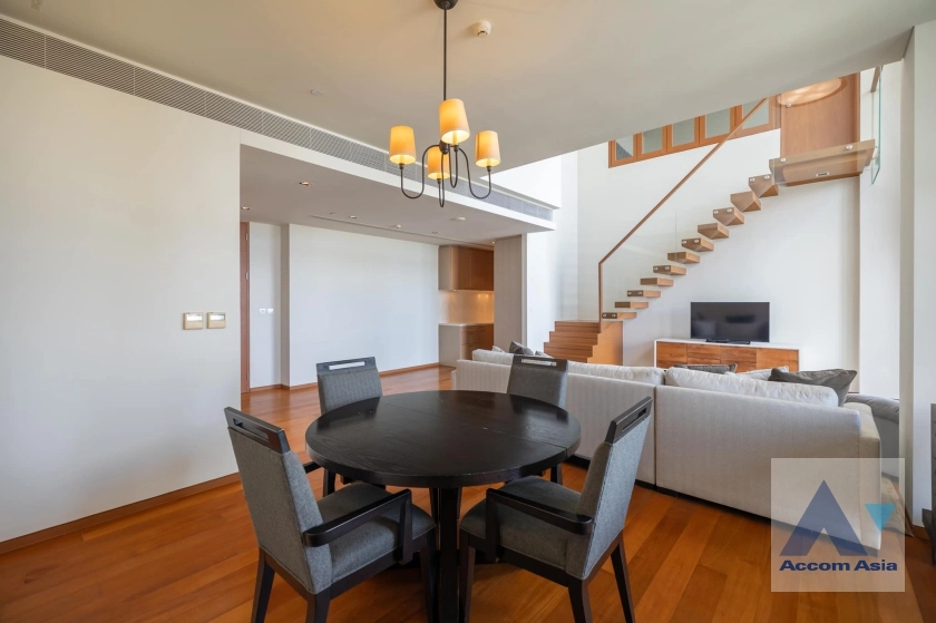 unitDuplex Condo |  1 Bedroom  Condominium For Rent in Sathorn, Bangkok  near BTS Chong Nonsi - MRT Lumphini (AA36973)