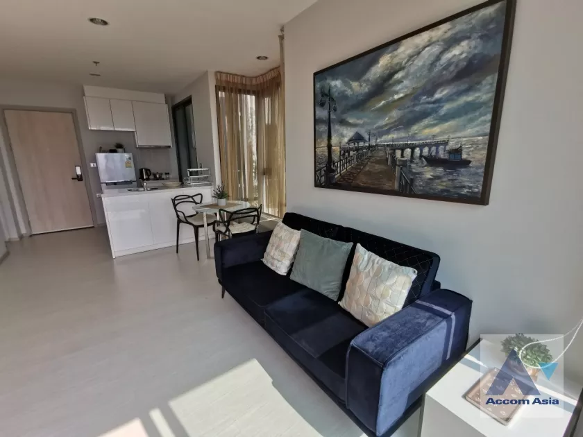 unit 1 Bedroom  Condominium For Rent in Sukhumvit, Bangkok  near BTS Ekkamai (AA36975)