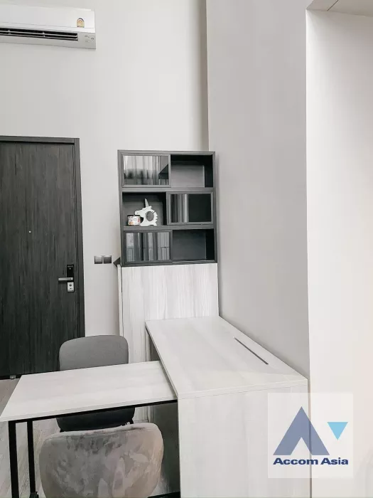 unit 1 Bedroom  Condominium For Rent in Sukhumvit, Bangkok  near BTS Punnawithi (AA36976)