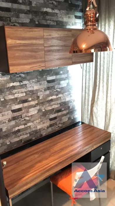 unit 1 Bedroom  Condominium For Rent in ,   near MRT Rama 9 - ARL Makkasan (AA36982)