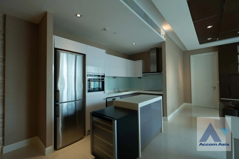 4  2 br Condominium for rent and sale in Ploenchit ,Bangkok BTS Chitlom at Q Langsuan  AA36985