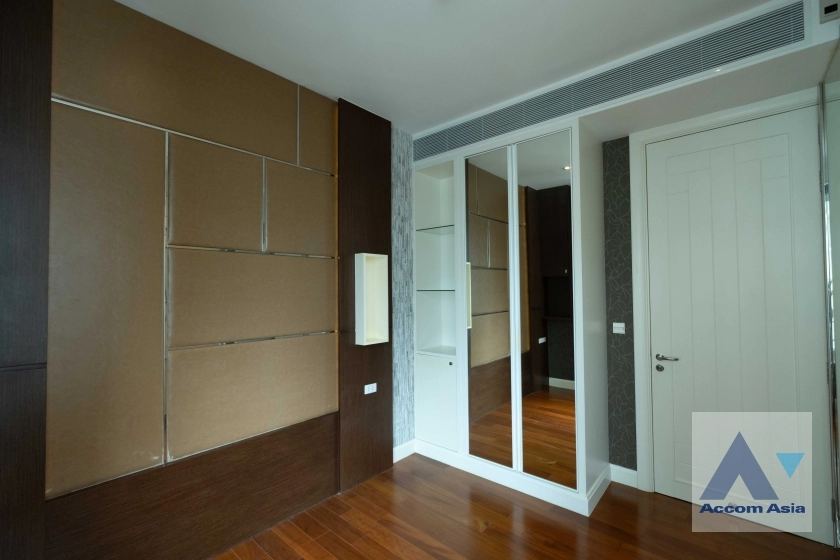 15  2 br Condominium for rent and sale in Ploenchit ,Bangkok BTS Chitlom at Q Langsuan  AA36985