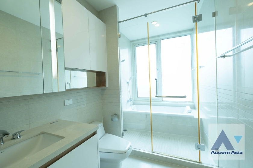 12  2 br Condominium for rent and sale in Ploenchit ,Bangkok BTS Chitlom at Q Langsuan  AA36985