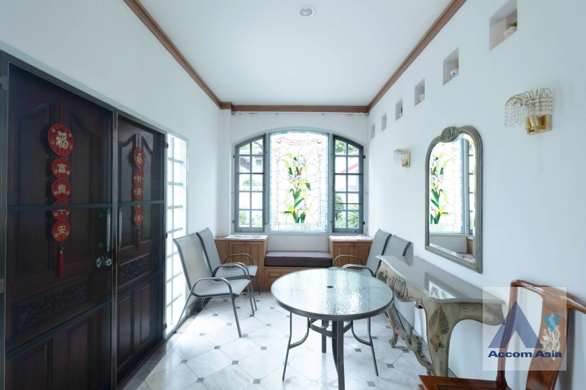 13  4 br House for rent and sale in Sukhumvit ,Bangkok BTS Phrom Phong AA36987