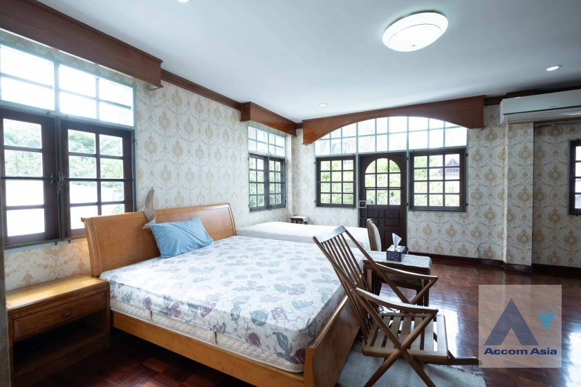 16  4 br House for rent and sale in Sukhumvit ,Bangkok BTS Phrom Phong AA36987