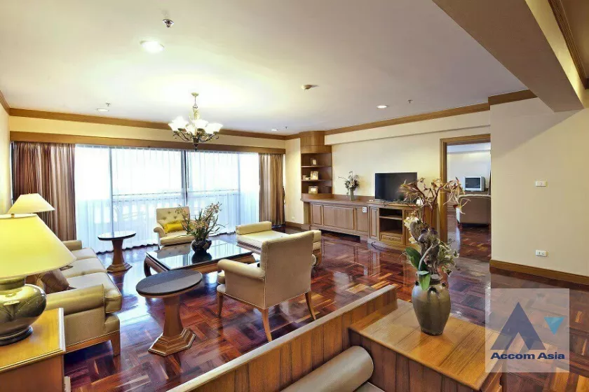  High quality of living Apartment  4 Bedroom for Rent BTS Phrom Phong in Sukhumvit Bangkok