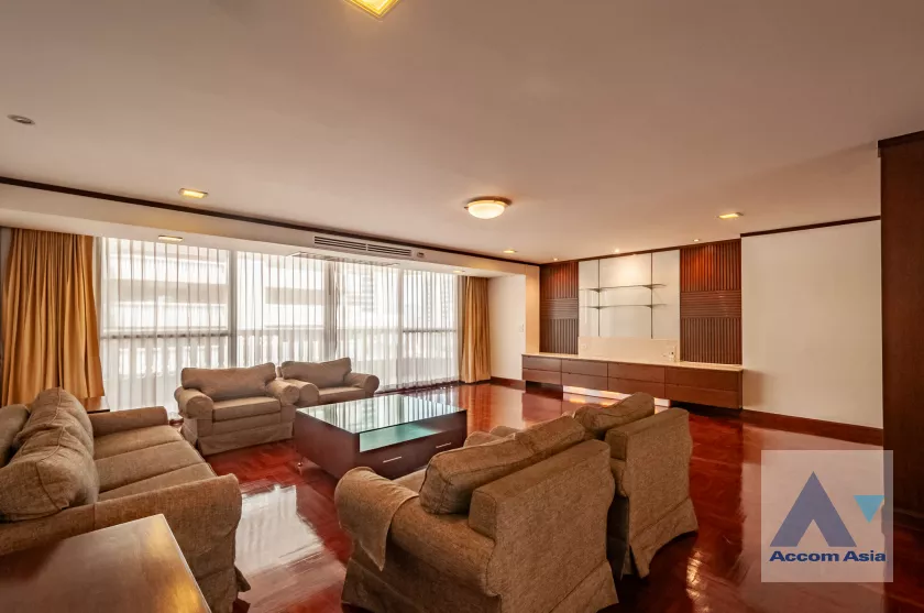 4  4 br Apartment For Rent in Sukhumvit ,Bangkok BTS Phrom Phong at Family Size Desirable AA36994