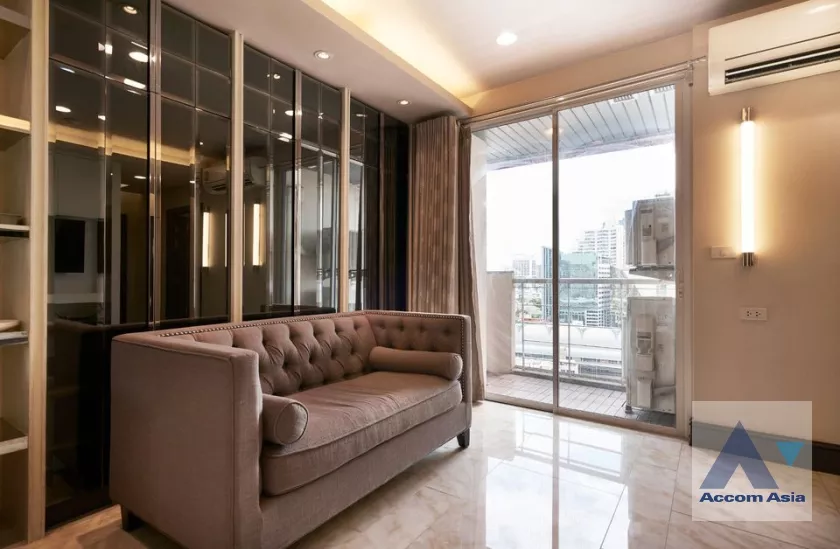  1  2 br Condominium For Sale in  ,Bangkok BTS Phaya Thai at Pathumwan Resort AA36995