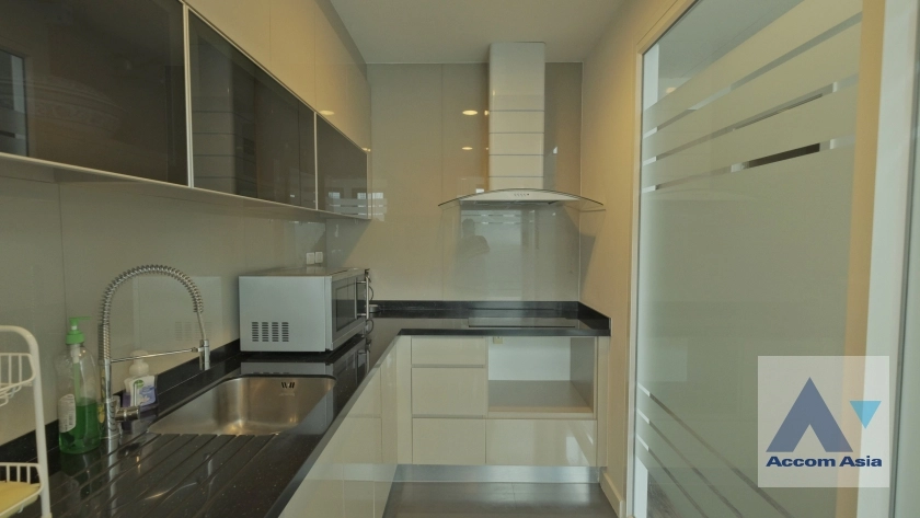 9  3 br Condominium For Rent in Ploenchit ,Bangkok BTS Ploenchit at The Crest Ruamrudee AA37000