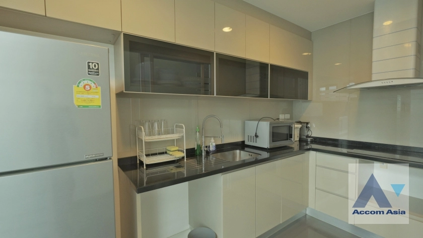 7  3 br Condominium For Rent in Ploenchit ,Bangkok BTS Ploenchit at The Crest Ruamrudee AA37000