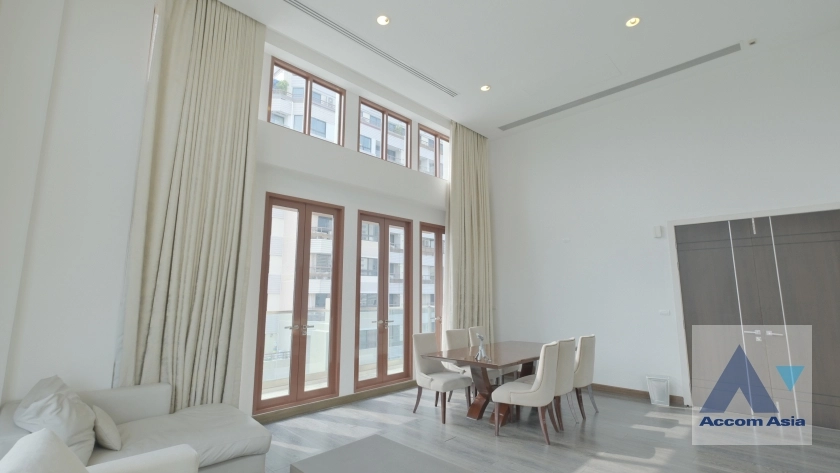  1  3 br Condominium For Rent in Ploenchit ,Bangkok BTS Ploenchit at The Crest Ruamrudee AA37000