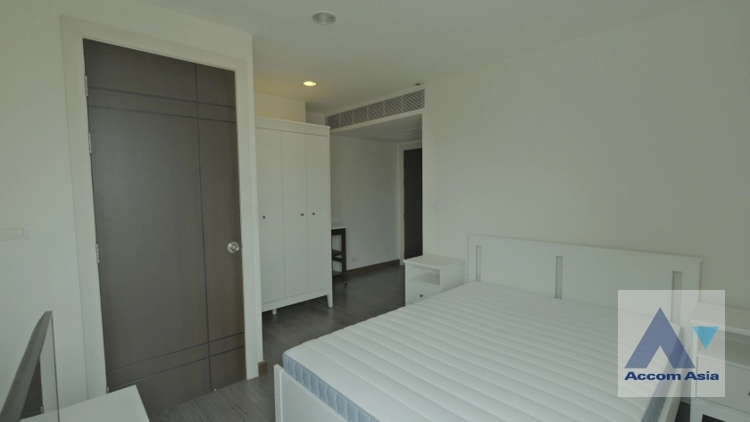 18  3 br Condominium For Rent in Ploenchit ,Bangkok BTS Ploenchit at The Crest Ruamrudee AA37000