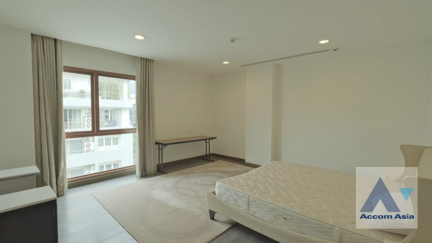 12  3 br Condominium For Rent in Ploenchit ,Bangkok BTS Ploenchit at The Crest Ruamrudee AA37000