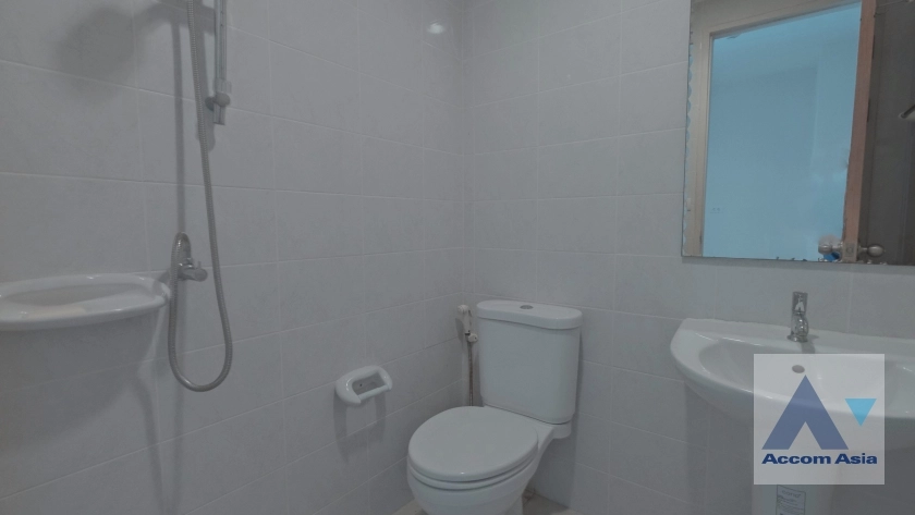 27  3 br Condominium for rent and sale in Ploenchit ,Bangkok BTS Ploenchit at The Crest Ruamrudee AA37000