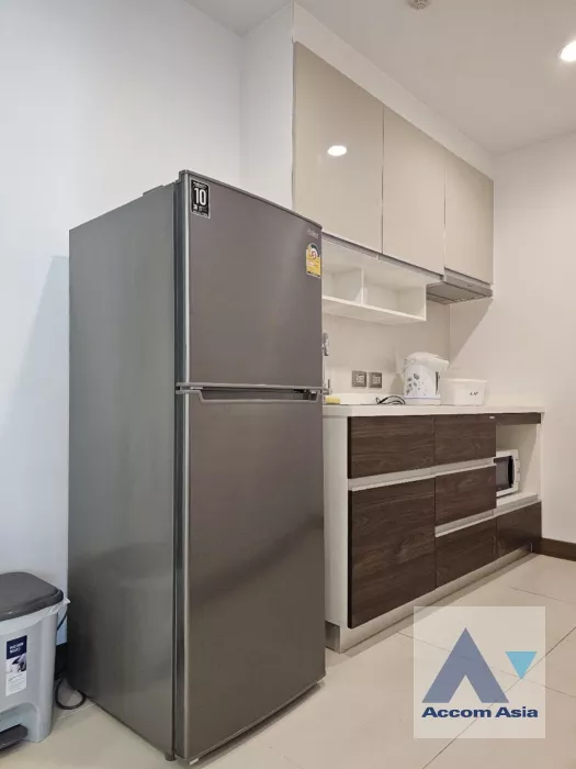 unit 1 Bedroom  Condominium For Rent in Sukhumvit, Bangkok  near BTS Phrom Phong (AA37001)