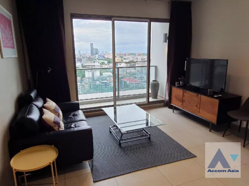  1 Bedroom  Condominium For Rent & Sale in Sukhumvit, Bangkok  near BTS Ekkamai (AA37003)