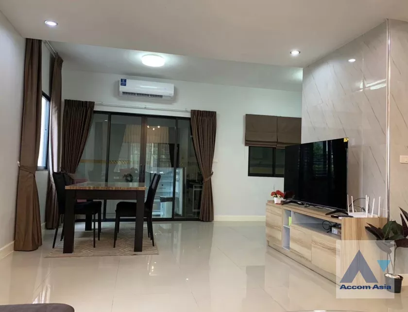  1  3 br Townhouse For Rent in Petchkasem ,Bangkok  at The Connect Prachauthit 27 AA37011