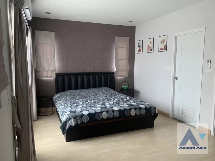6  3 br Townhouse For Rent in Petchkasem ,Bangkok  at The Connect Prachauthit 27 AA37011