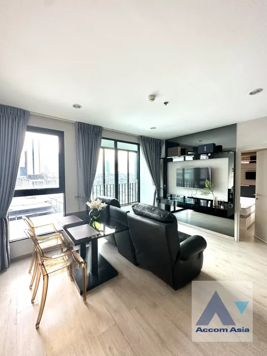  Ideo Q Chula Samyan Condominium  2 Bedroom for Rent MRT Sam Yan in Silom Bangkok