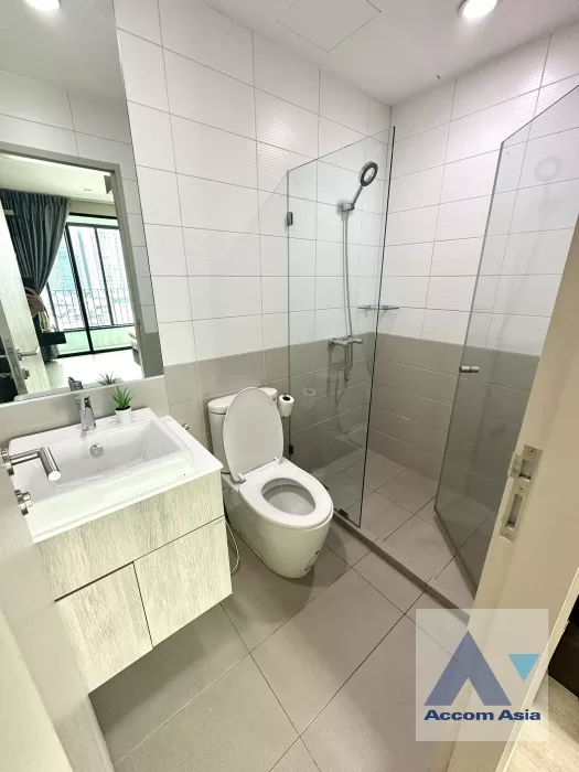 unit 2 Bedrooms  Condominium For Rent in Silom, Bangkok  near MRT Sam Yan (AA37019)