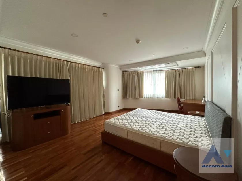 6  2 br Apartment For Rent in Sukhumvit ,Bangkok BTS Nana at Fully Furnished Suites AA37029