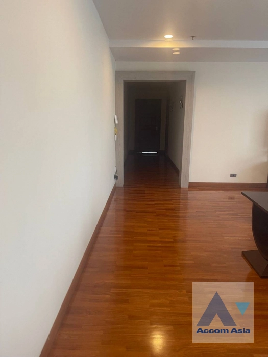 8  2 br Apartment For Rent in Sukhumvit ,Bangkok BTS Nana at Fully Furnished Apartment, Only 2 mins walk to BTS AA37029