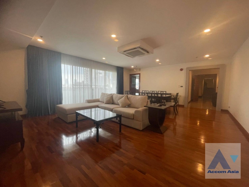  1  2 br Apartment For Rent in Sukhumvit ,Bangkok BTS Nana at Fully Furnished Apartment, Only 2 mins walk to BTS AA37029