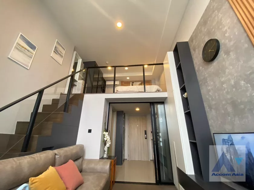 unit 1 Bedroom  Condominium For Rent in Silom, Bangkok  (AA37037)