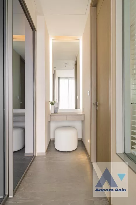 9  1 br Condominium For Rent in Sukhumvit ,Bangkok BTS Asok - MRT Sukhumvit at The Esse Asoke AA37040