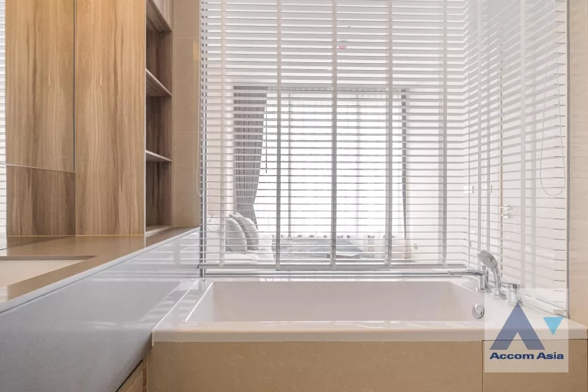 11  1 br Condominium For Rent in Sukhumvit ,Bangkok BTS Asok - MRT Sukhumvit at The Esse Asoke AA37040