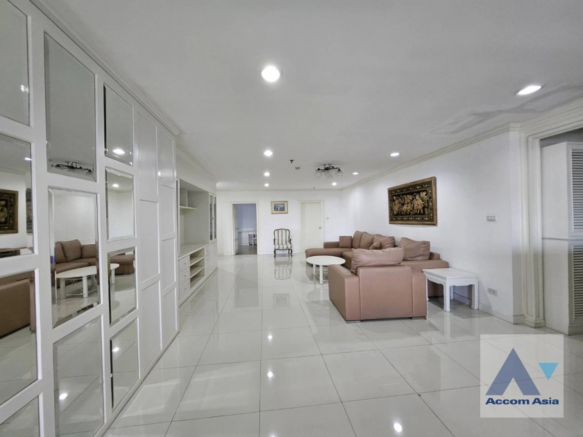 unitPet friendly |  3 Bedrooms  Condominium For Rent in Sukhumvit, Bangkok  near BTS Thong Lo (25126)