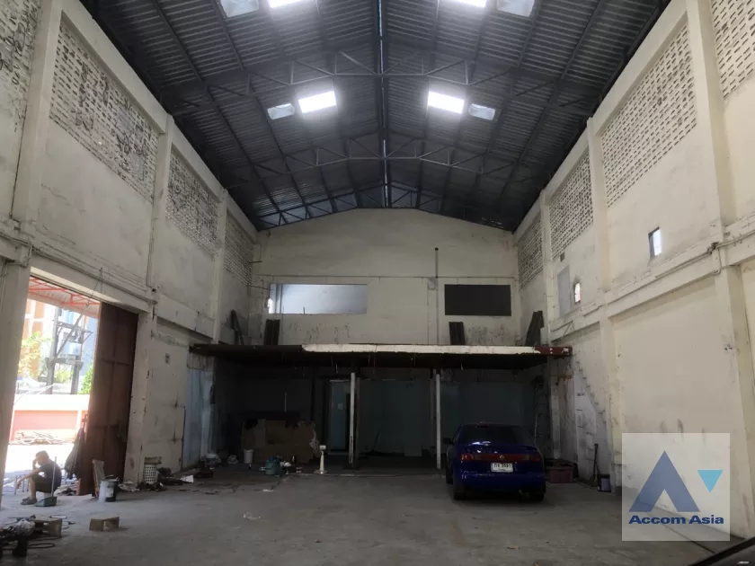 6  Building For Rent in Sukhumvit ,Bangkok  AA37045