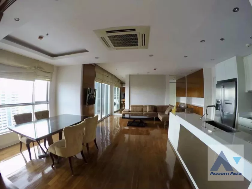  1 Bedroom  Condominium For Rent & Sale in Charoennakorn, Bangkok  near BTS Krung Thon Buri (AA37050)