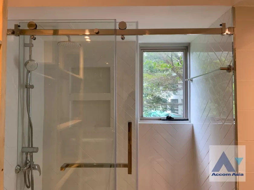 19  2 br Condominium For Sale in Sukhumvit ,Bangkok BTS Thong Lo at Raintree Villa AA37052