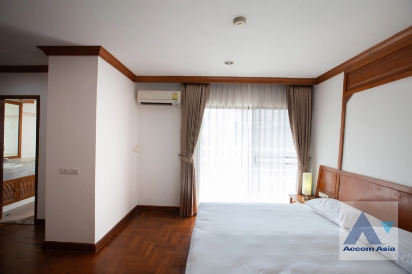 4  3 br Apartment For Rent in Sukhumvit ,Bangkok BTS Phrom Phong at 10 Mins from BTS with Shuttle Bus Service AA37056