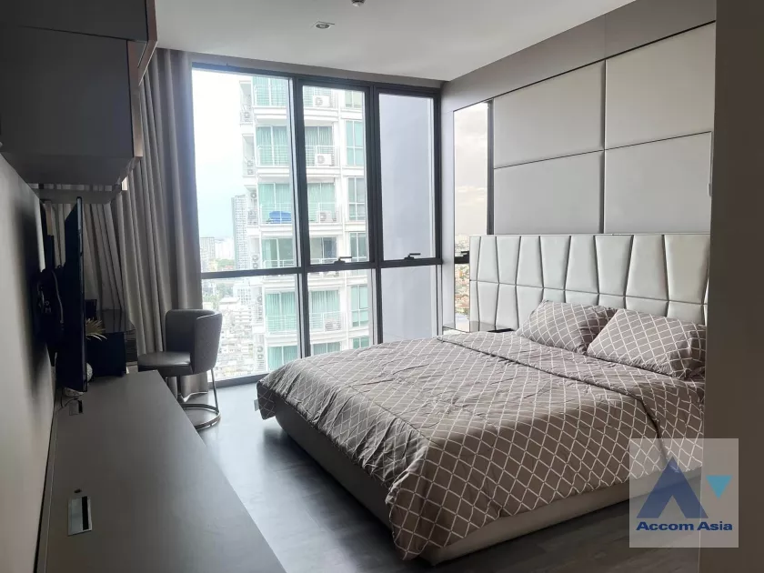 17  2 br Condominium For Rent in Sukhumvit ,Bangkok BTS Phra khanong at The Room Sukhumvit 69 AA37057