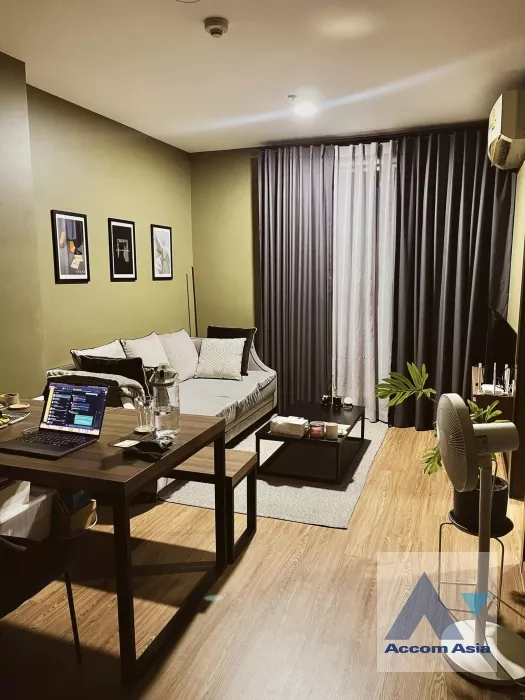  1 Bedroom  Condominium For Sale in Ratchadapisek, Bangkok  (AA37061)