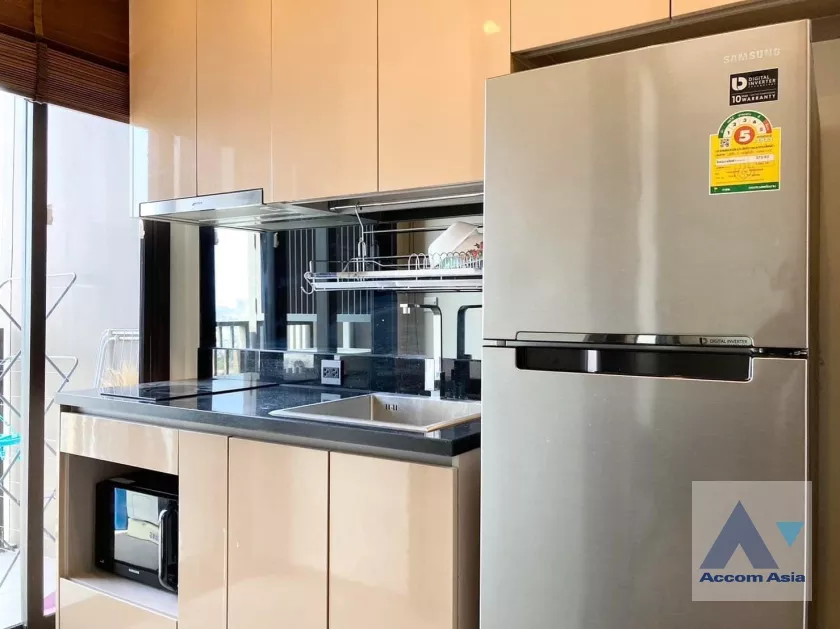 unit 1 Bedroom  Condominium For Rent in Sukhumvit, Bangkok  near BTS Phra khanong (AA37068)