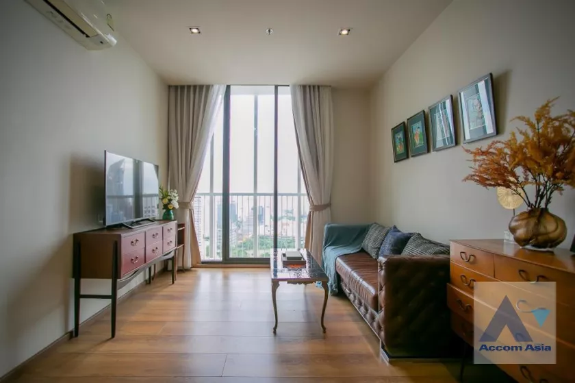  2 Bedrooms  Condominium For Sale in Sukhumvit, Bangkok  near BTS Phrom Phong (AA37070)