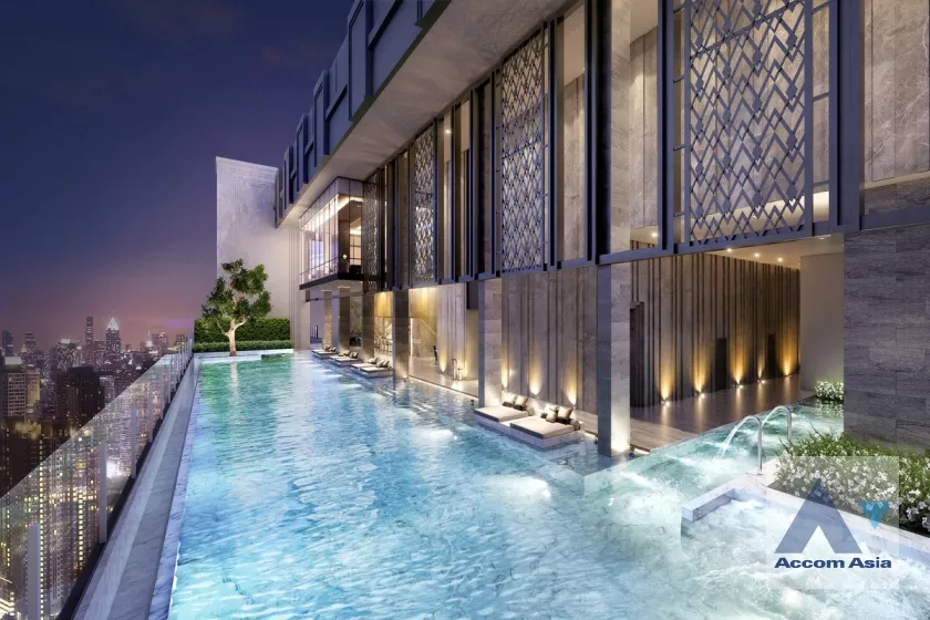  2 Bedrooms  Condominium For Sale in Ratchadapisek, Bangkok  near BTS Ratchathewi (AA37072)