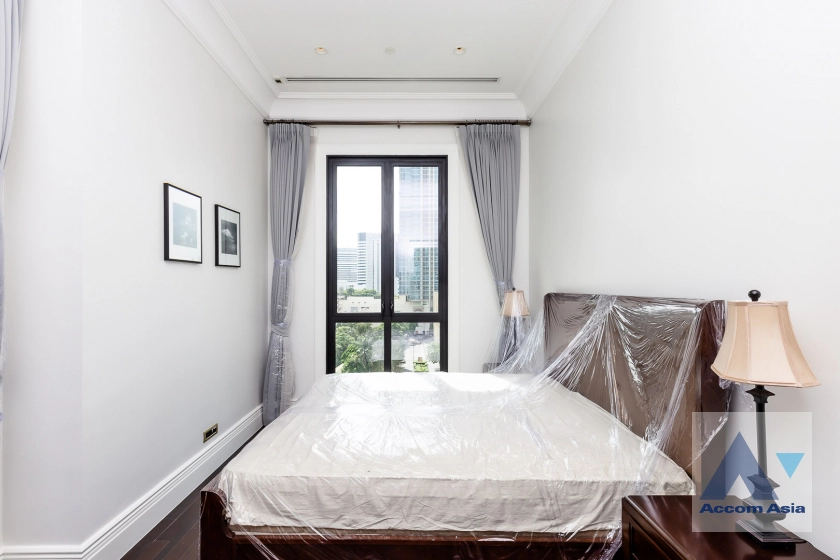 20  2 br Condominium For Rent in Ploenchit ,Bangkok BTS Ploenchit at 98 Wireless AA37075