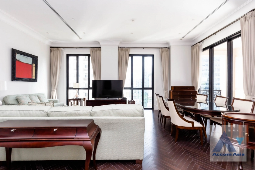 7  2 br Condominium For Rent in Ploenchit ,Bangkok BTS Ploenchit at 98 Wireless AA37075