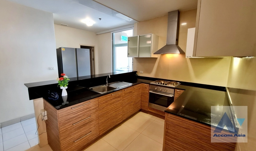 9  3 br Apartment For Rent in Sukhumvit ,Bangkok BTS Phrom Phong at Fully Furnished Suites AA37076