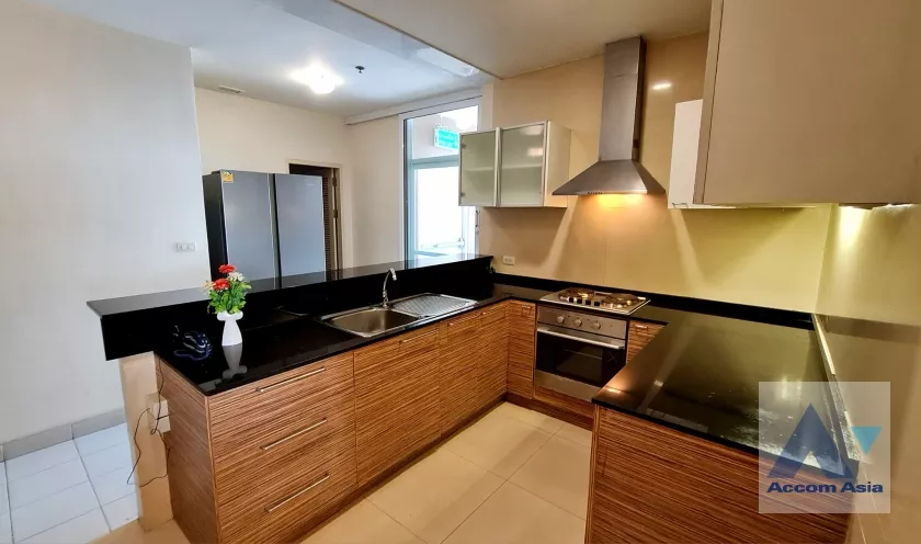 9  3 br Apartment For Rent in Sukhumvit ,Bangkok BTS Phrom Phong at Fully Furnished Suites AA37076