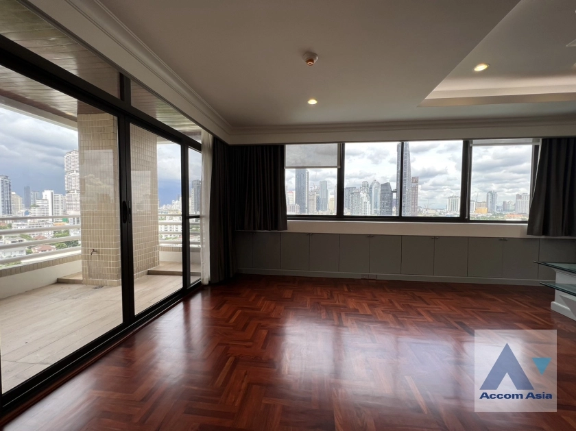 5  3 br Condominium For Rent in Sukhumvit ,Bangkok BTS Phrom Phong at Ruamsuk Condominium AA37077