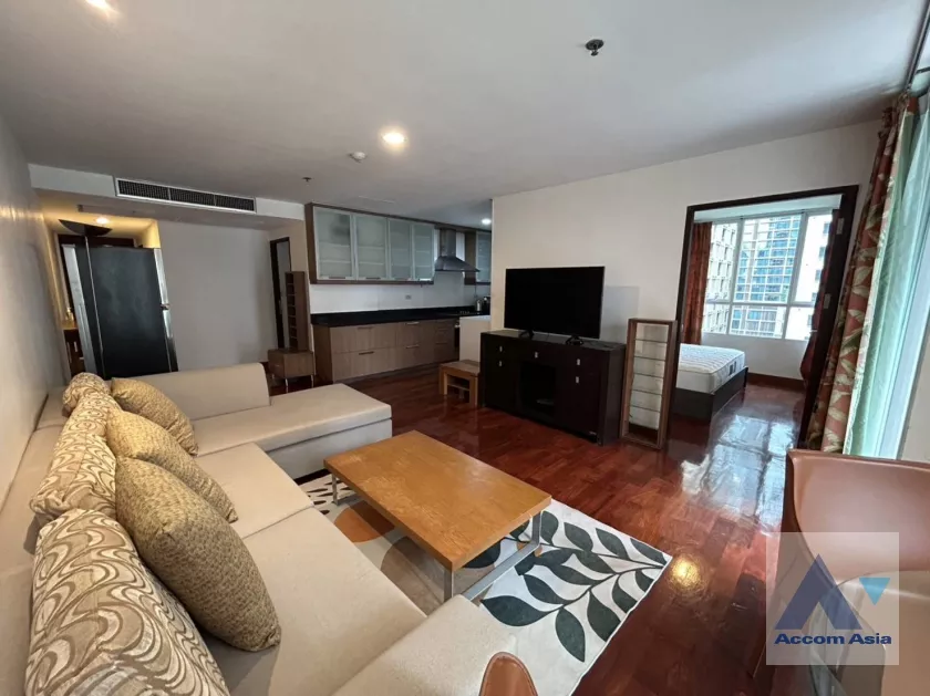  1  2 br Condominium For Rent in Ploenchit ,Bangkok BTS Chitlom at Urbana Langsuan AA37084
